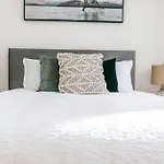 Sunrise Escape - Close To The Beach!