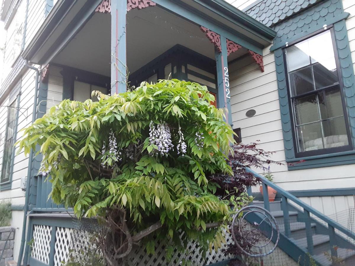 Sea Birds Bed & Breakfast Victoria