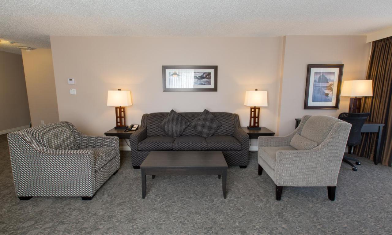 The Embassy Hotel 3*