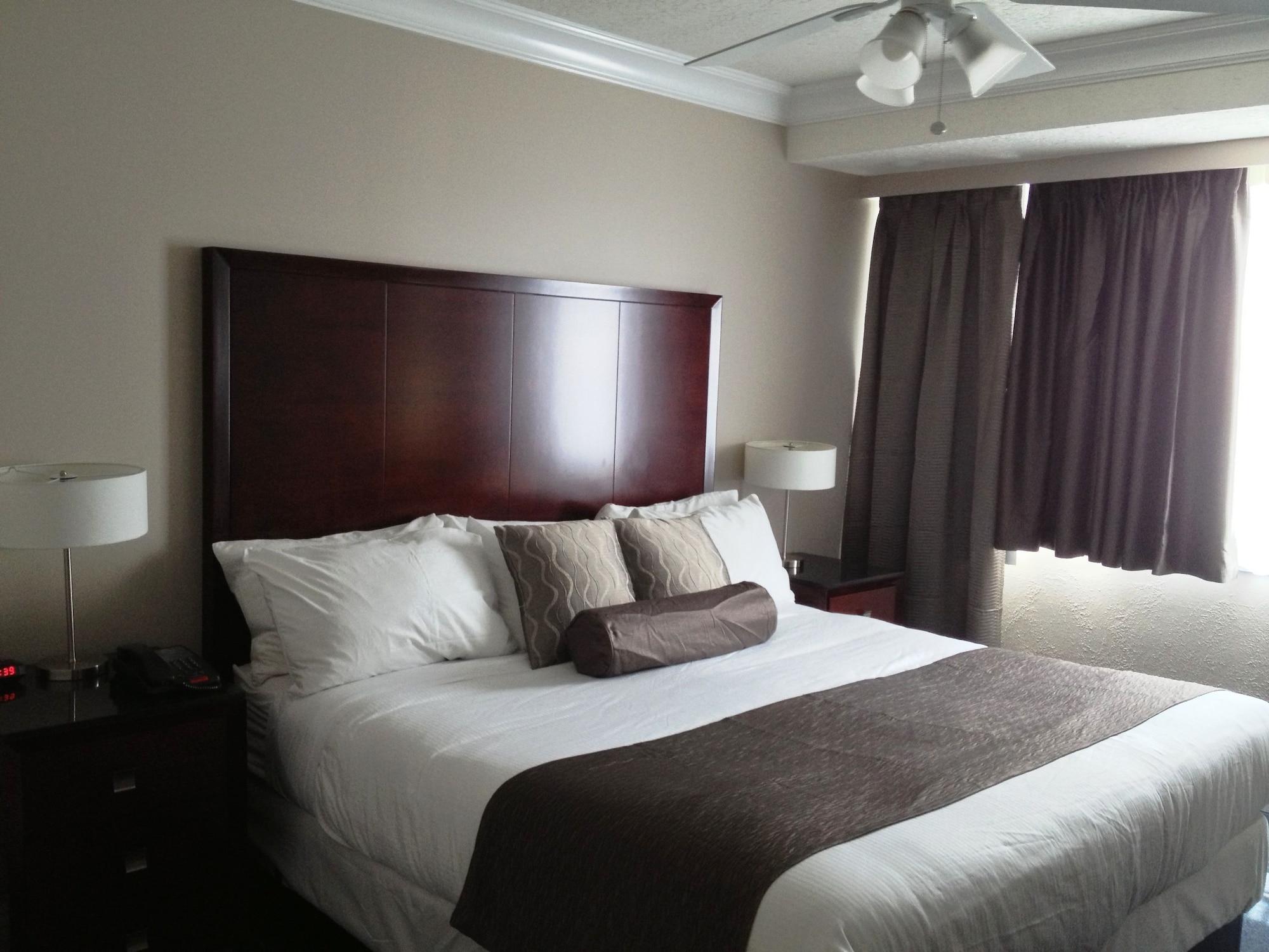 Hotel Capital Center 3*