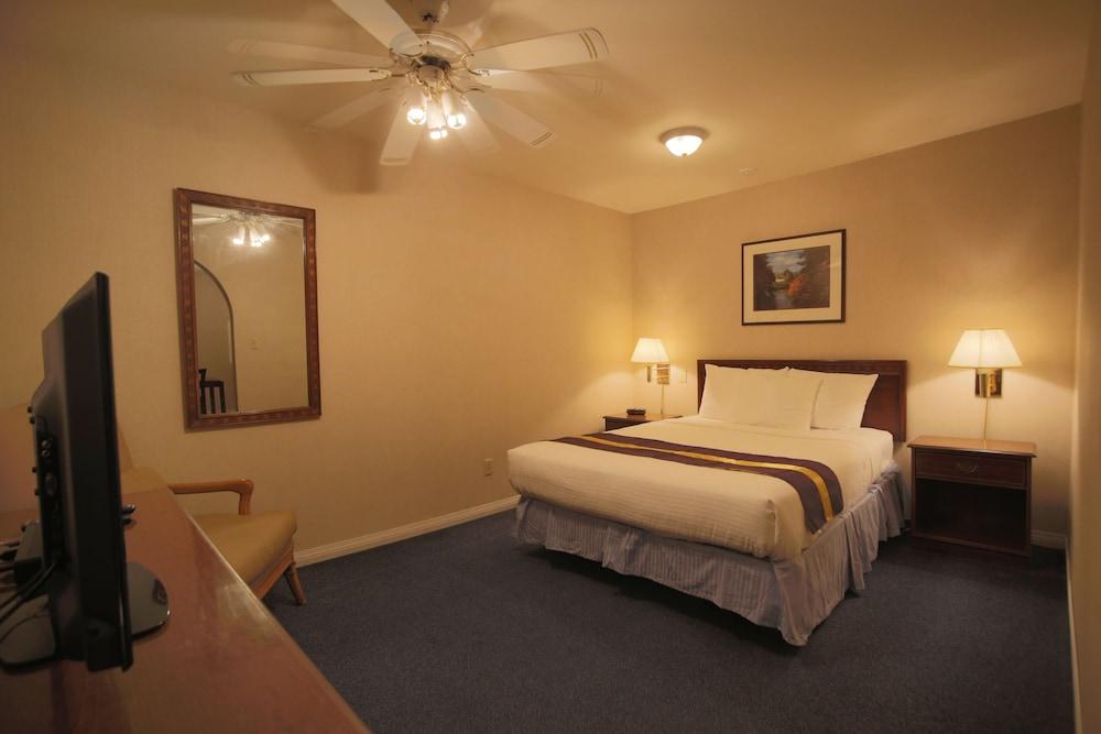 Howard Johnson By Wyndham 3*