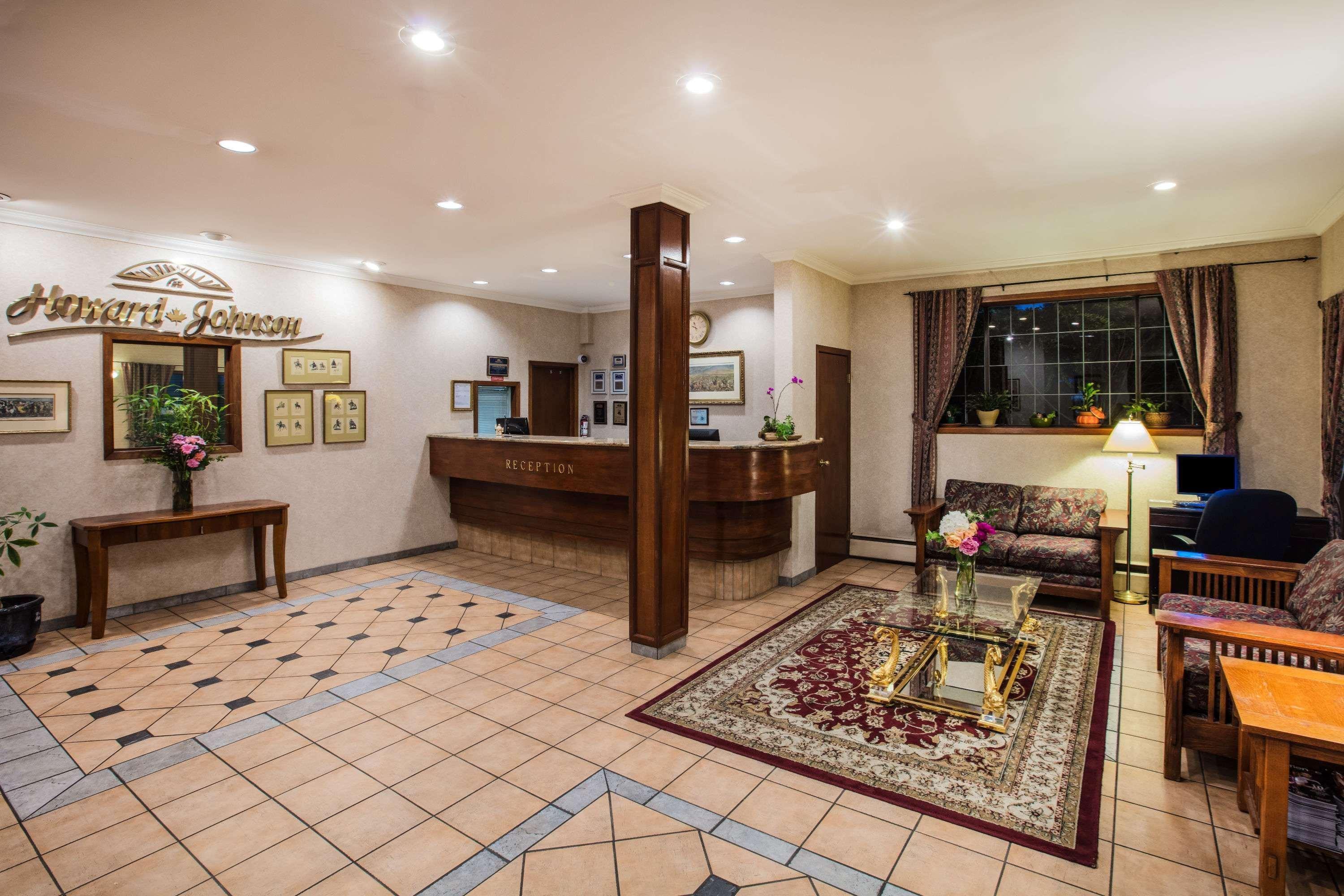 Hotel Howard Johnson By Wyndham 3*