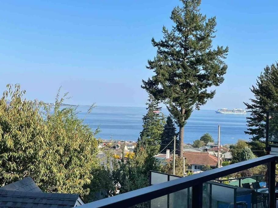 Sunrise Escape - Close To The Beach! Apartment Victoria
