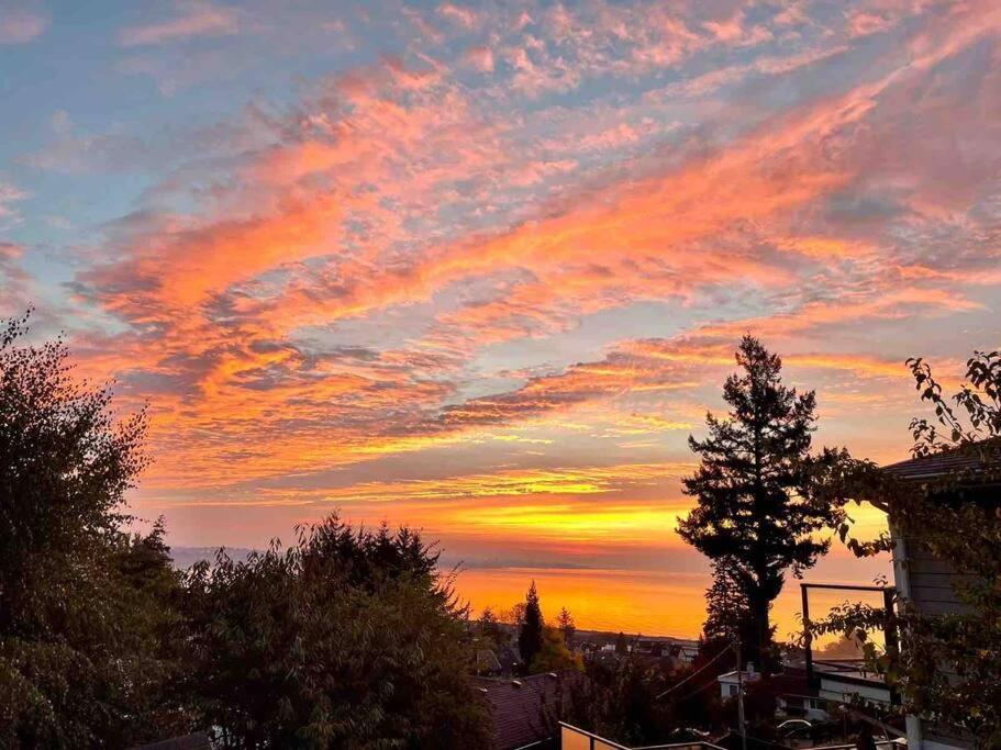 Apartment Sunrise Escape - Close To The Beach!