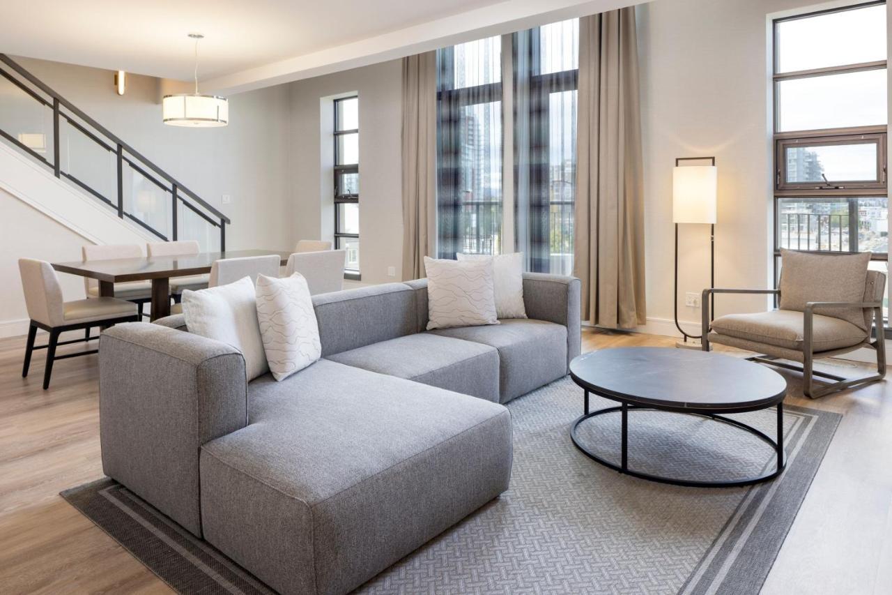 Delta By Marriott Ocean Pointe Resort 4*