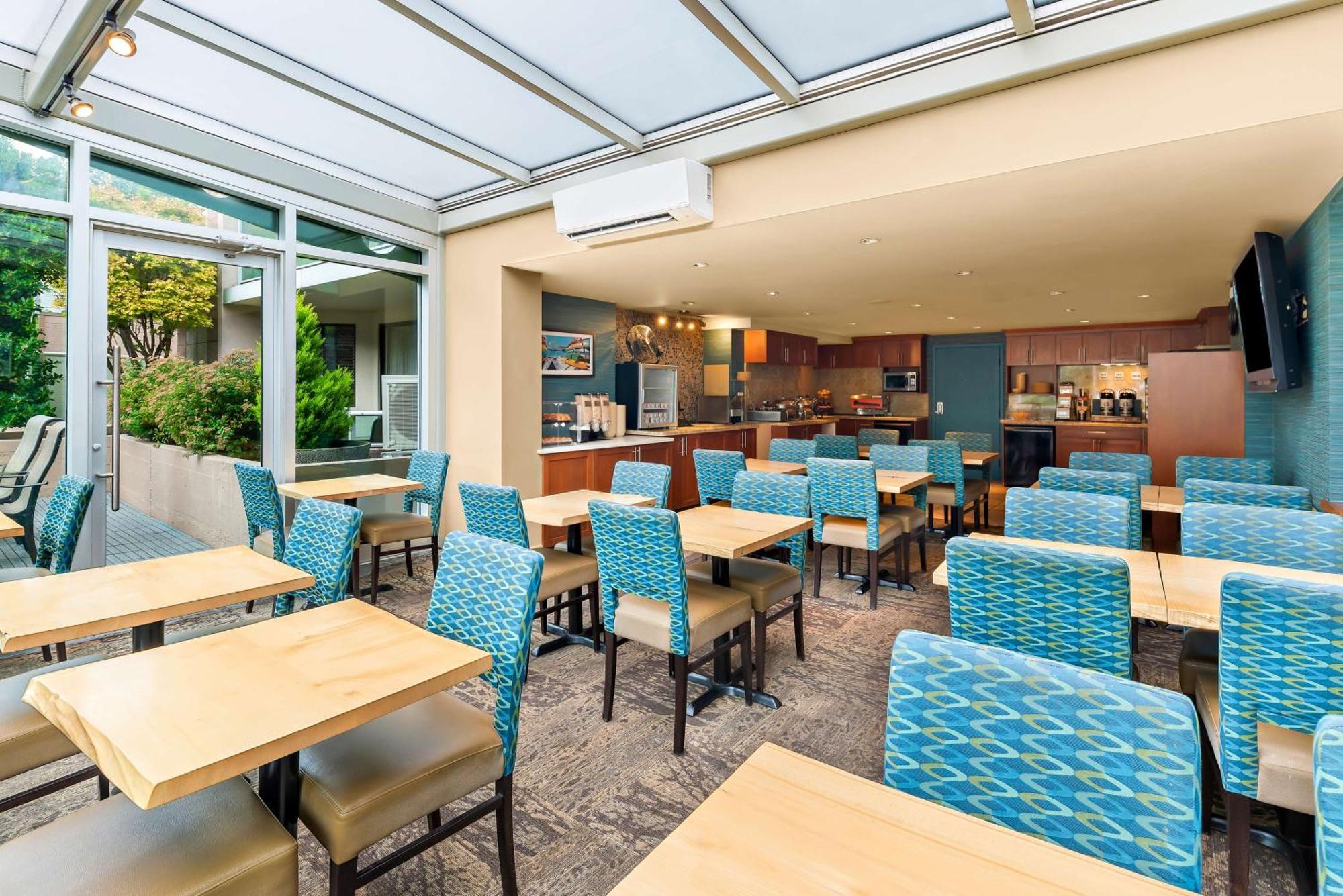 Hotel Western Inner Harbour