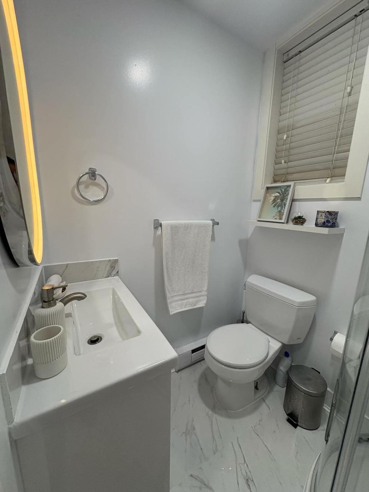 Hospedagem domiciliar Guest With Private Bath In Langford *