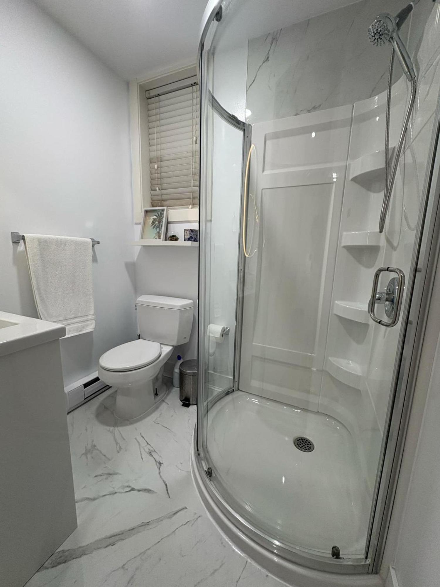 Hospedagem domiciliar Guest With Private Bath In Langford *