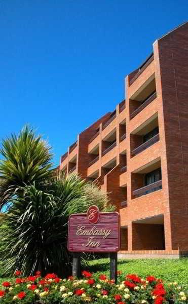 Hotel The Embassy