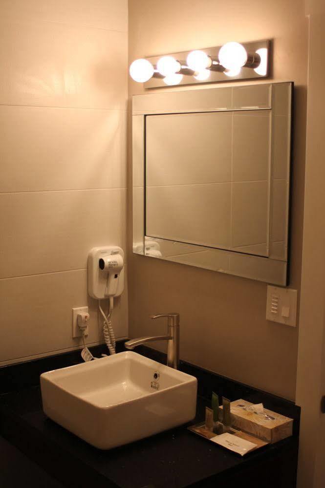 Hotel Capital Center Victoria