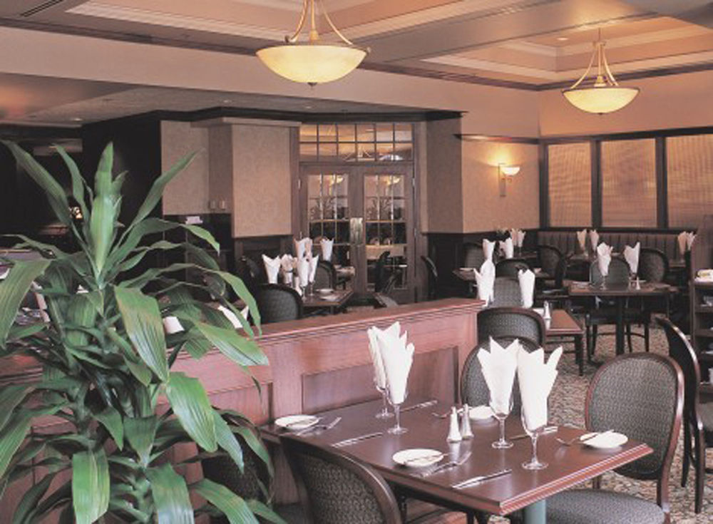 Grand Pacific Hotel Victoria
