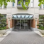 Aria Escape By Iris Properties!
