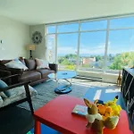 Downtown 2 Bedrooms 950Sqft New Condo With Beautiful Views