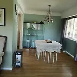 Uvic Family House