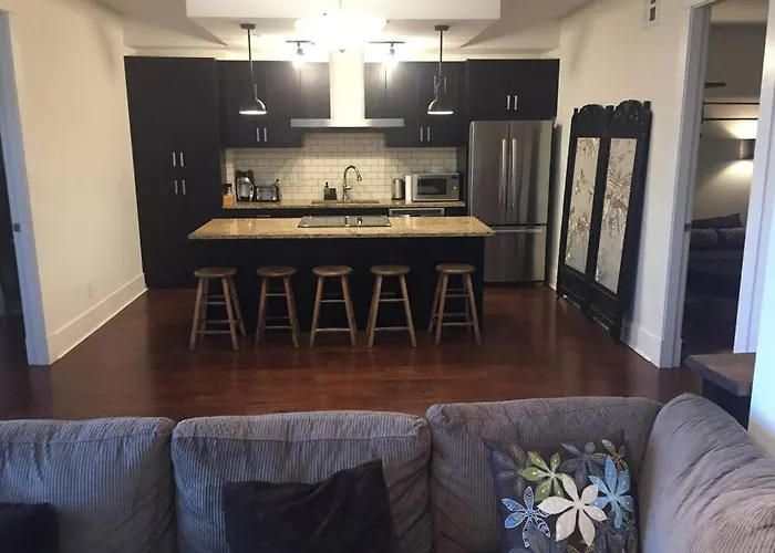 Downtown Victoria Penthouse
