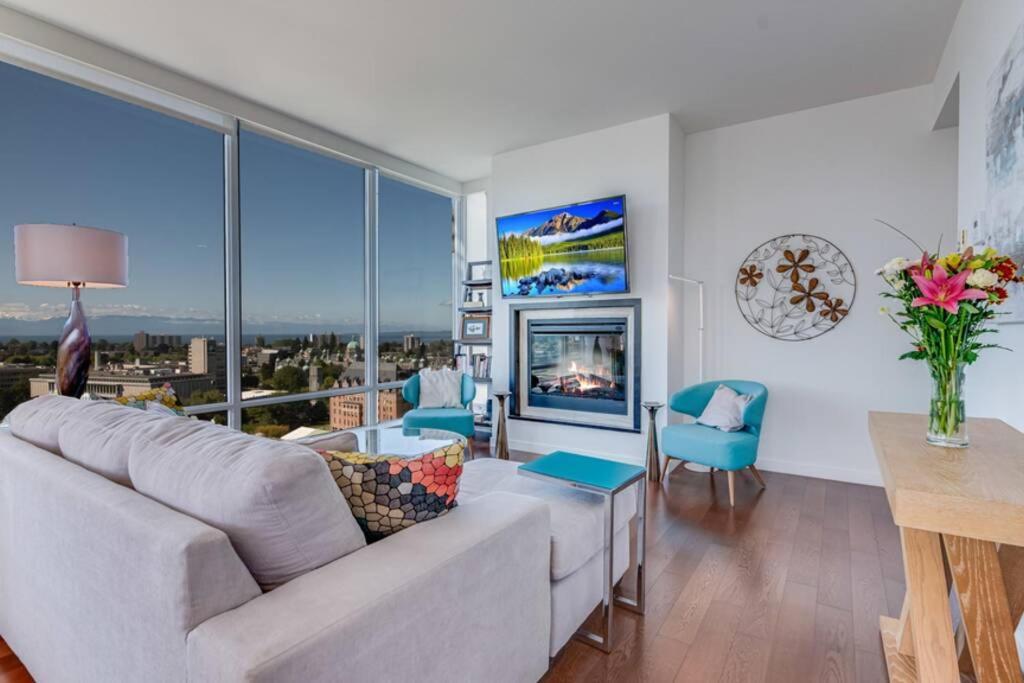 Salish Sights At The Falls- 2 Bed W/stunning Views Apartment Victoria