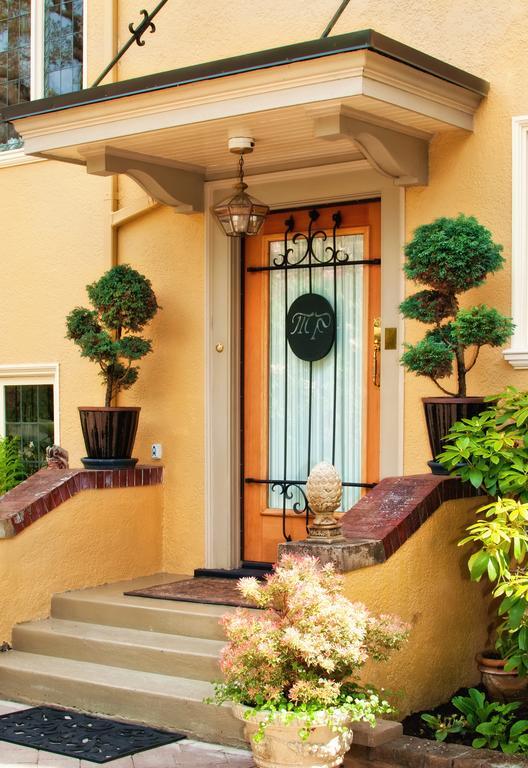 Villa Marco Polo Bed And Breakfast Inn 5*