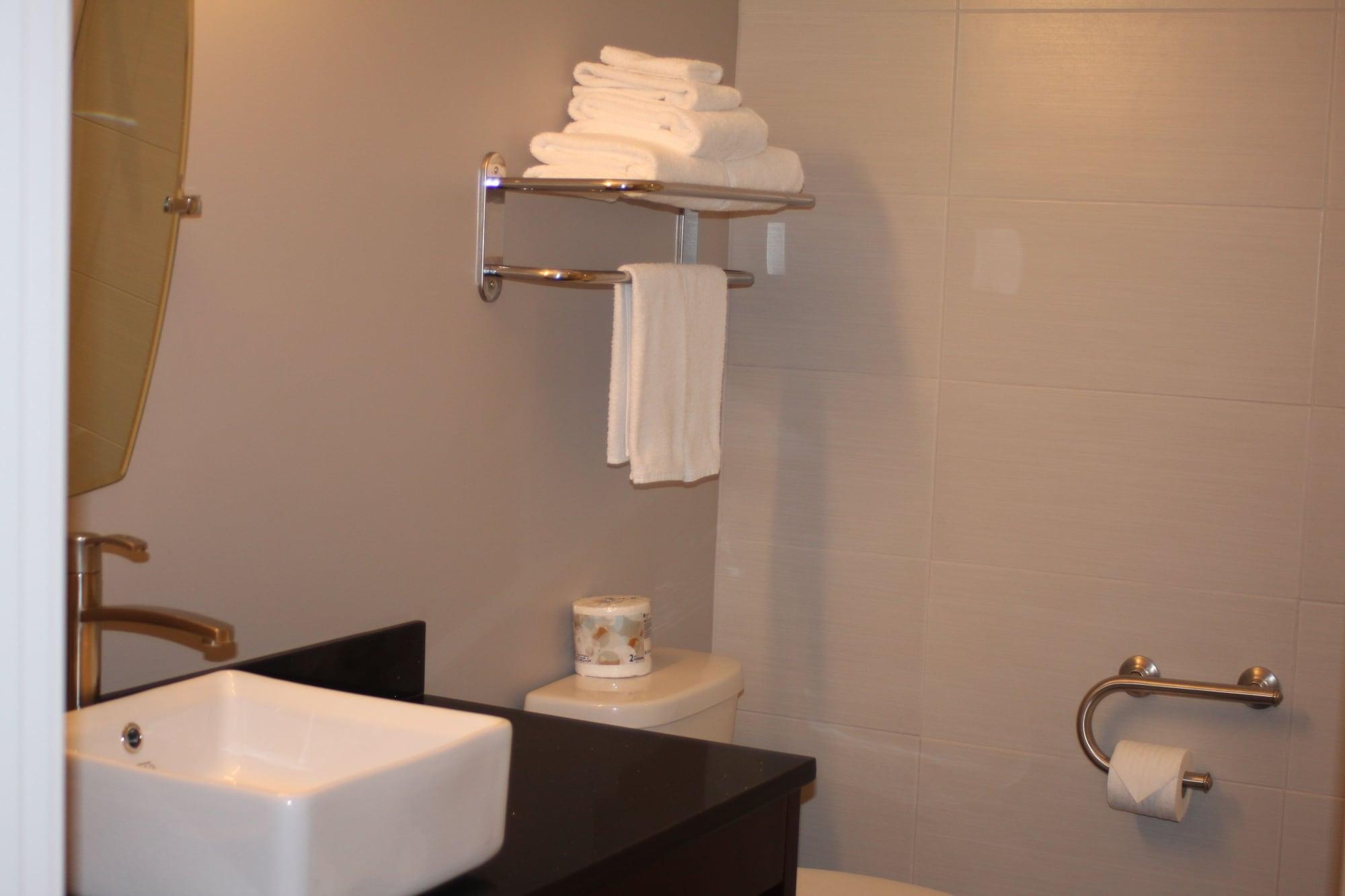 Hotel Capital Center 3*