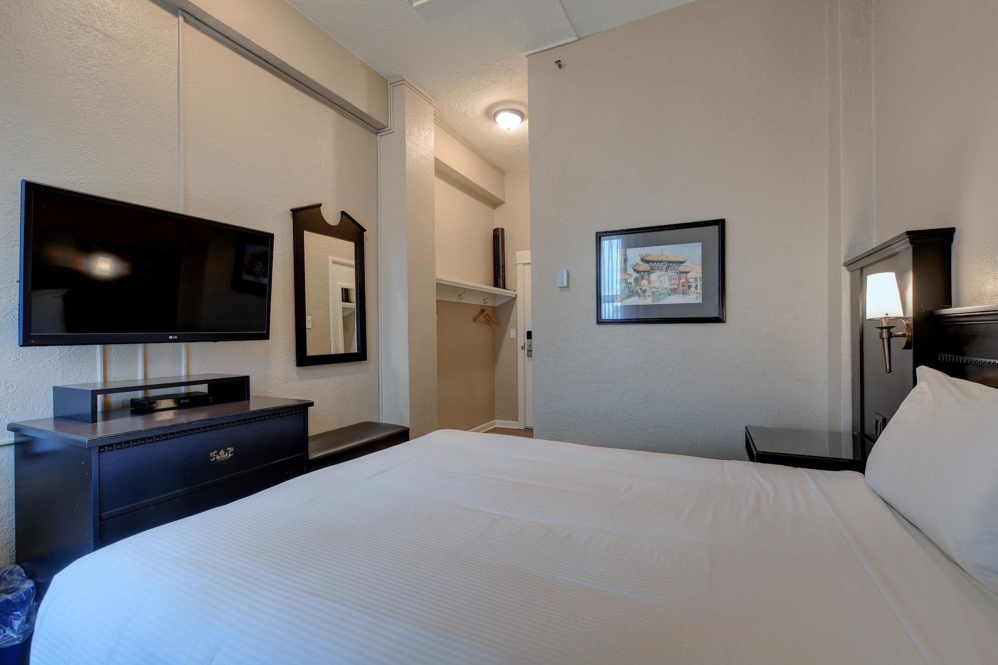 Strathcona Hotel