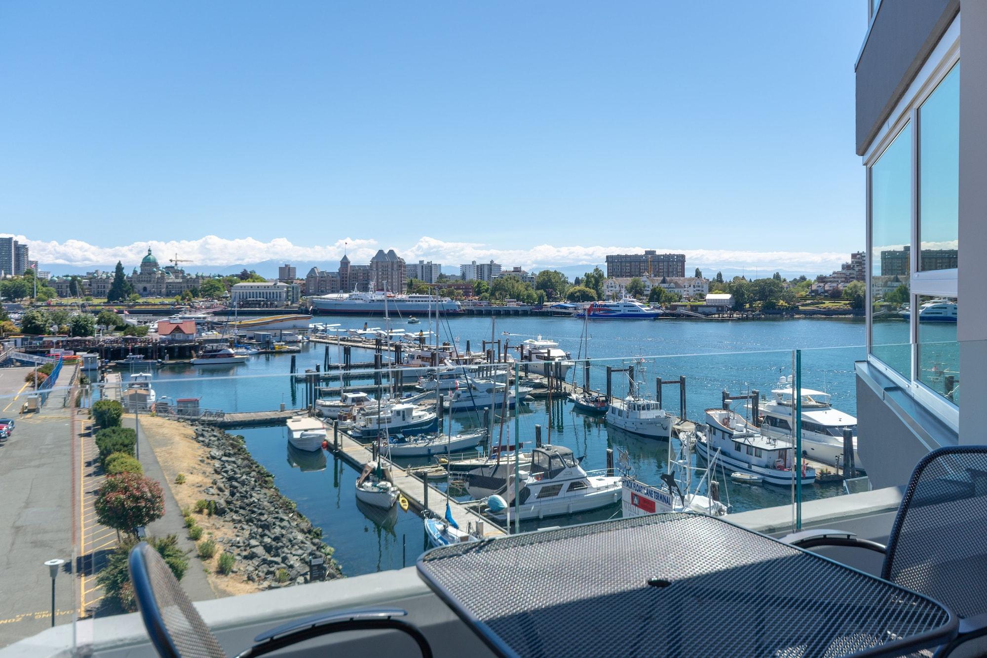 Hotel Regent Waterfront &