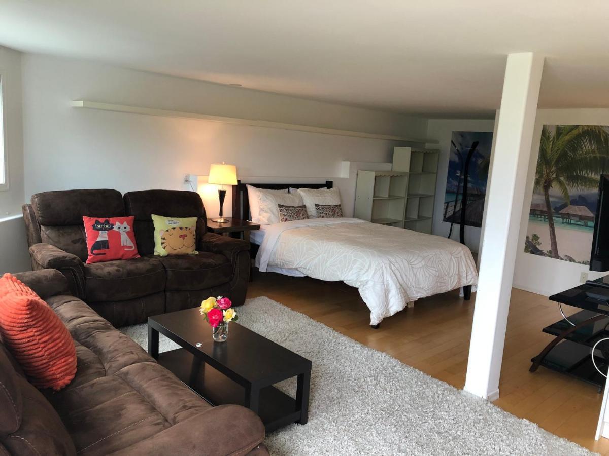 Guest house One Bedroom Near Hillside Mall *