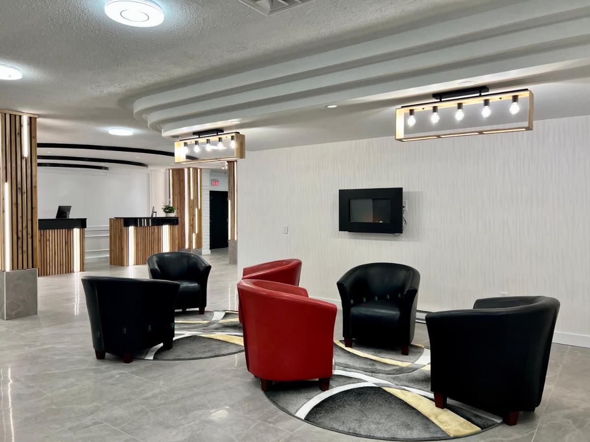 The Vic, Ascend Collection Hotel Victoria