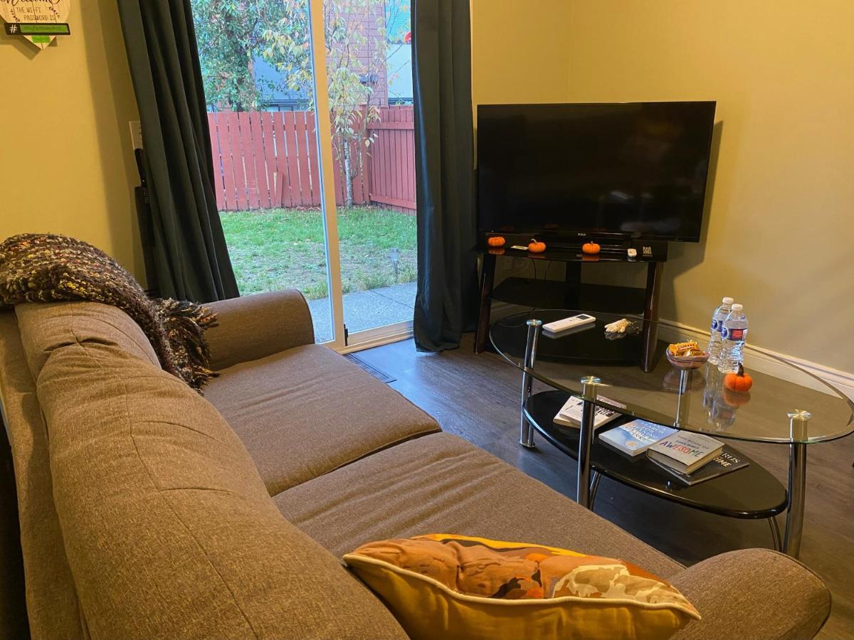 1 Bedroom In Langford. Apartment *