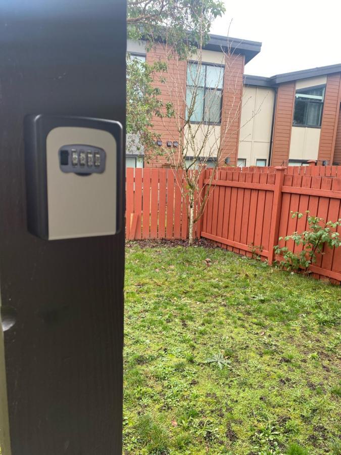 Apartment 1 Bedroom In Langford.