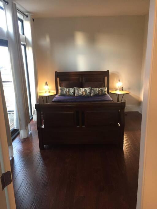 Downtown Penthouse Apartment Victoria