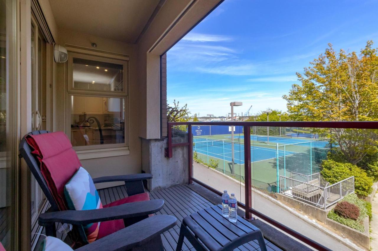 Deluxe 2 Bed 2 Bath And 5 Min Walk To Downtown And Seawalk * Victoria