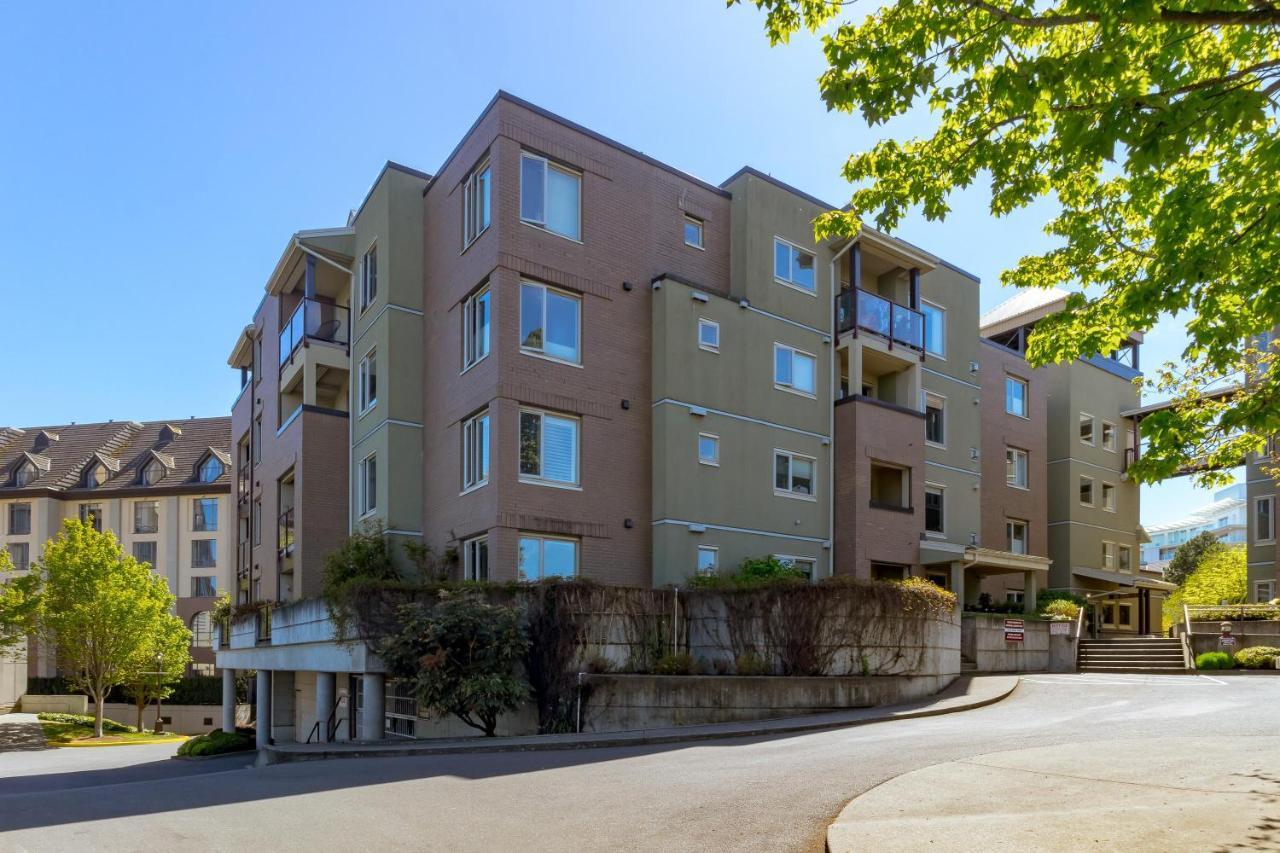 Deluxe 2 Bed 2 Bath And 5 Min Walk To Downtown And Seawalk * Victoria