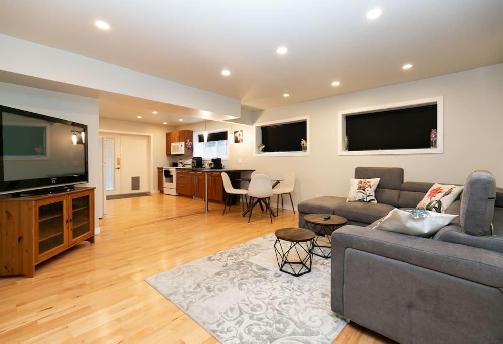 Apartment Lovely 1 Bedroom Near Town *