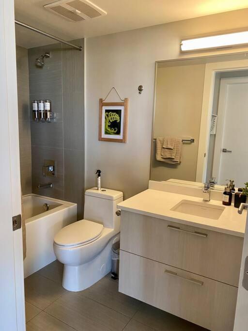 Lovely 1 Bedroom With Free Parking Onsite Apartamento Victoria