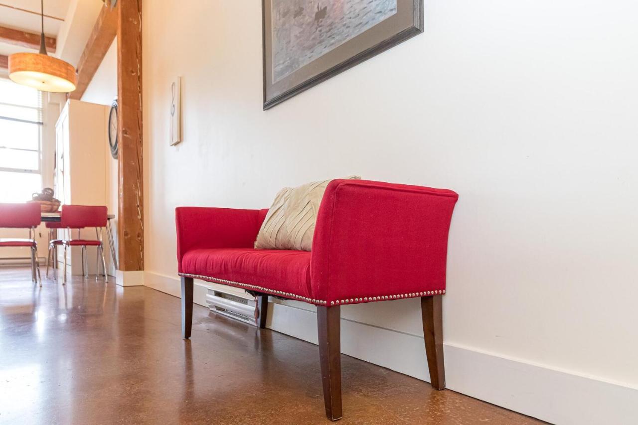 Be Vogue In The Vogue Apartment *