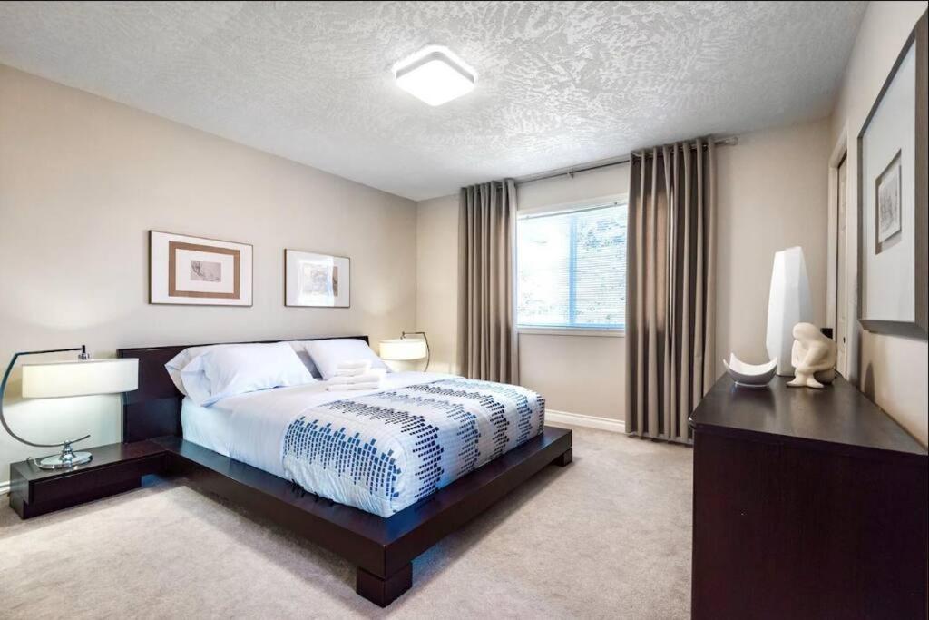 Monthly Furnished Bright Beautiful 3bedroom Victoria