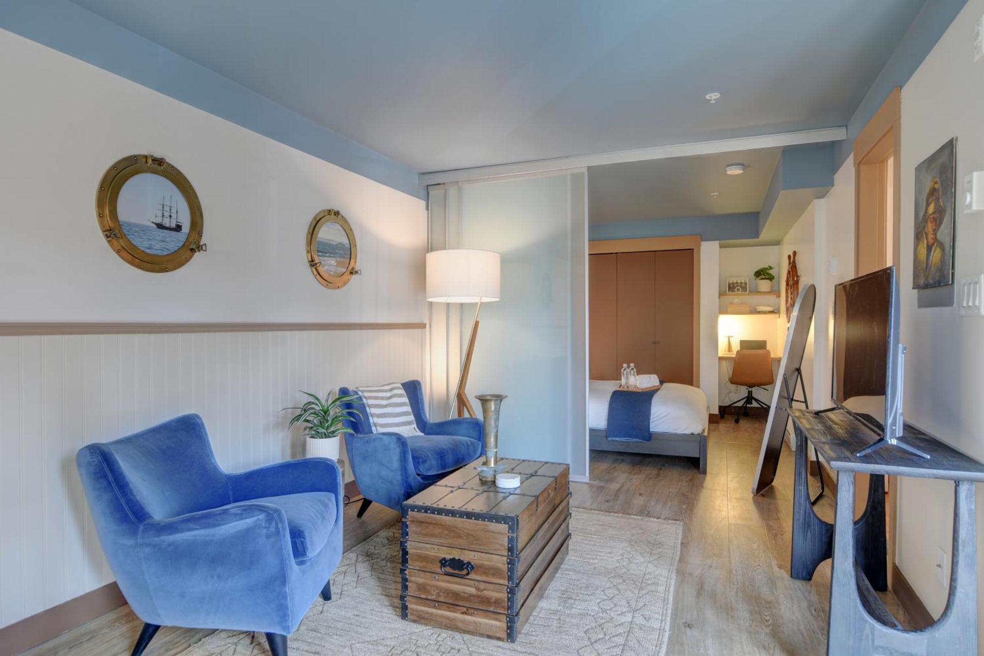 Apartment Royal Navy Suite: Modern Flat In Heart Of *