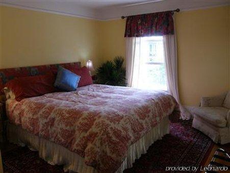 Fisher House Bed & Breakfast