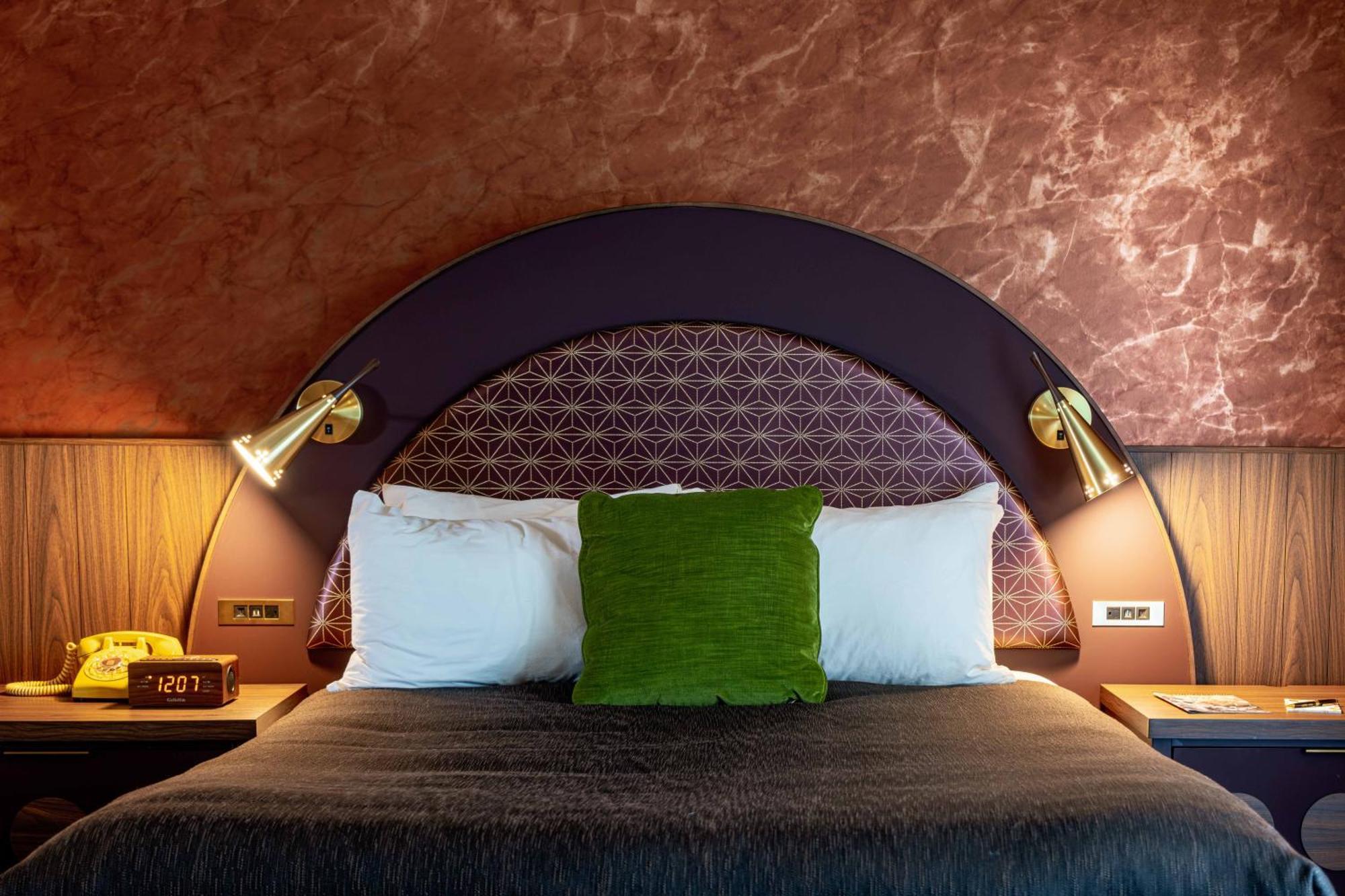 Zed Hotel