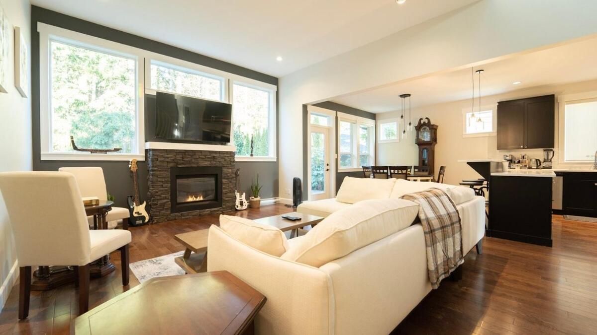 Charming Scape By Bear Mountain Casa de férias Victoria