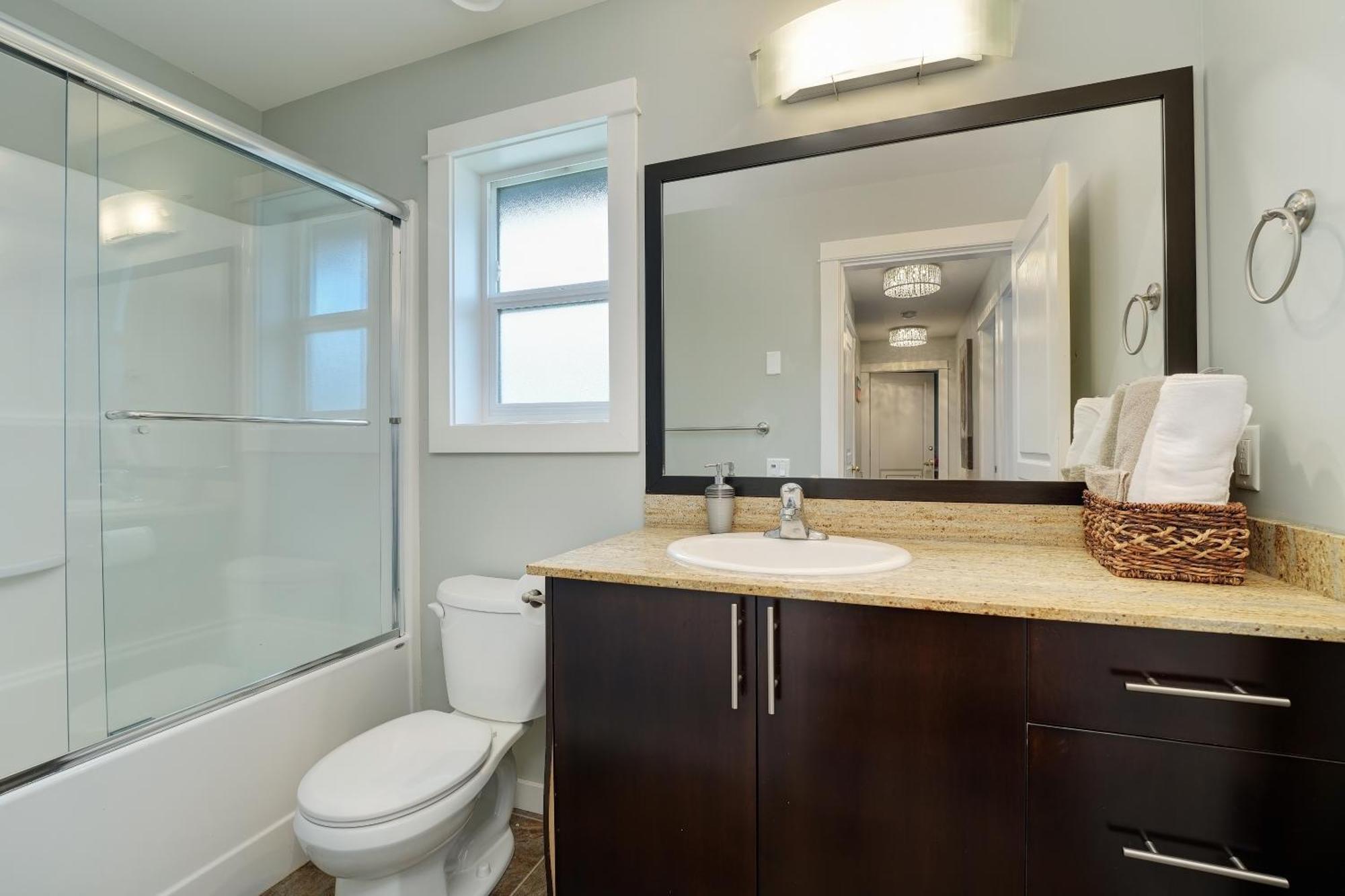 Holiday home Modern In Victoria, Bc
