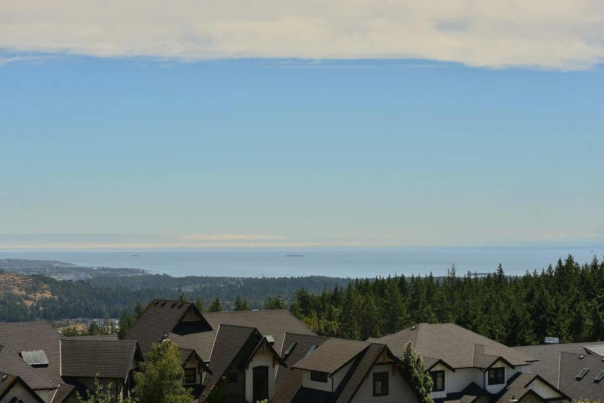 Nature's Gate Executive Estate * Victoria