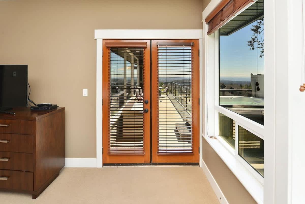 Nature's Gate Executive Estate Holiday home Victoria
