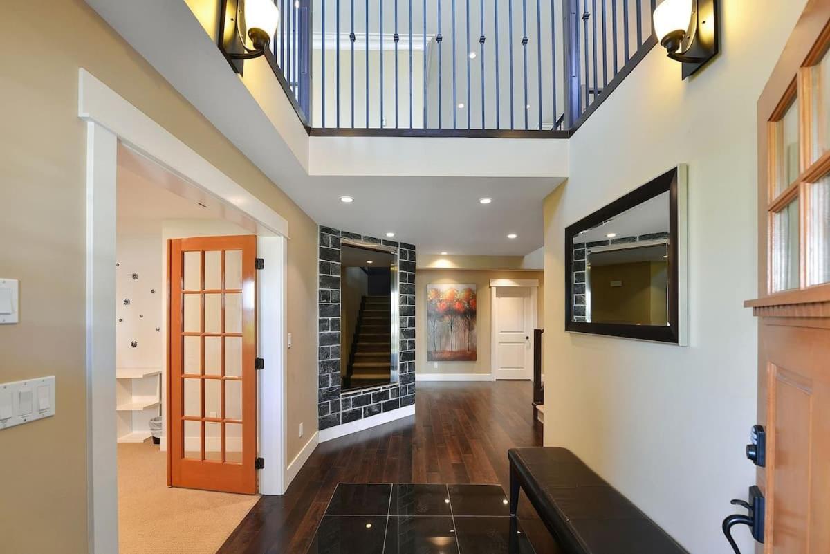 Nature's Gate Executive Estate
