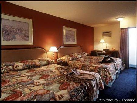 Tally Ho Hotel Victoria