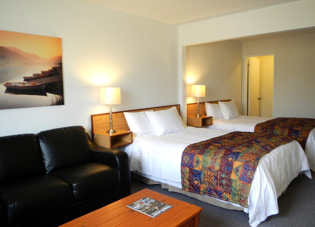 Motel Mayfair 2*
