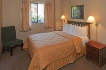 Comfort And Suites Victoria