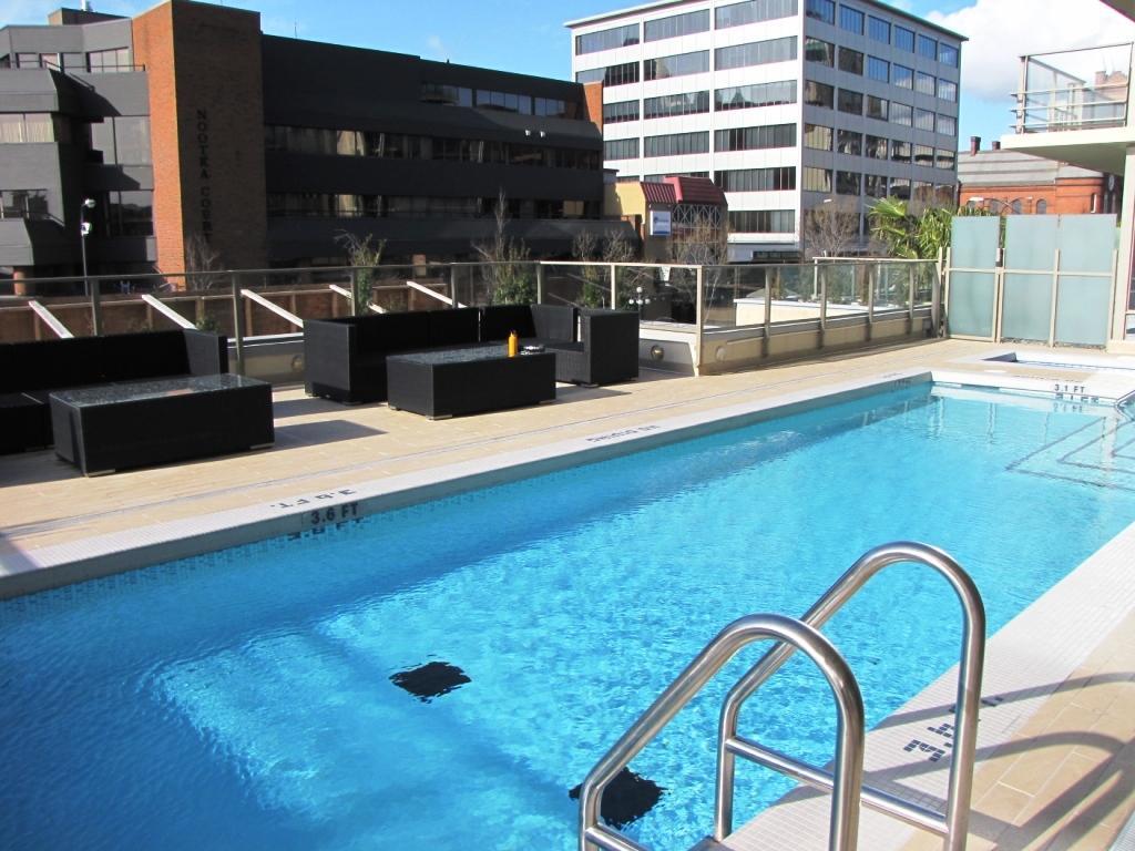 11Th Heaven Apartment