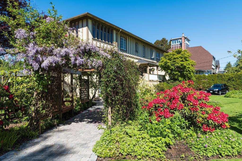 Oak Bay Bed & Breakfast Victoria