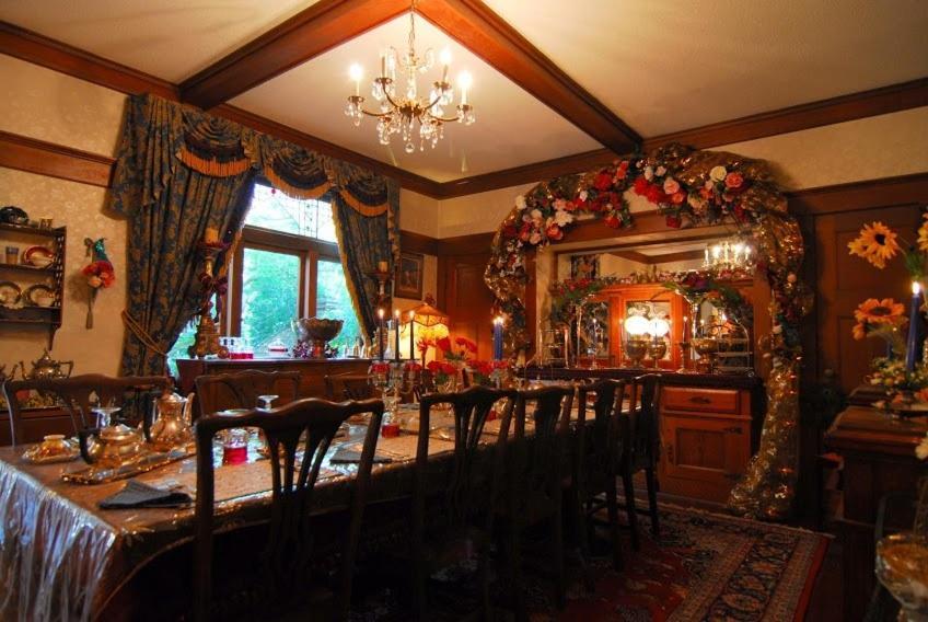 Trutch Manor