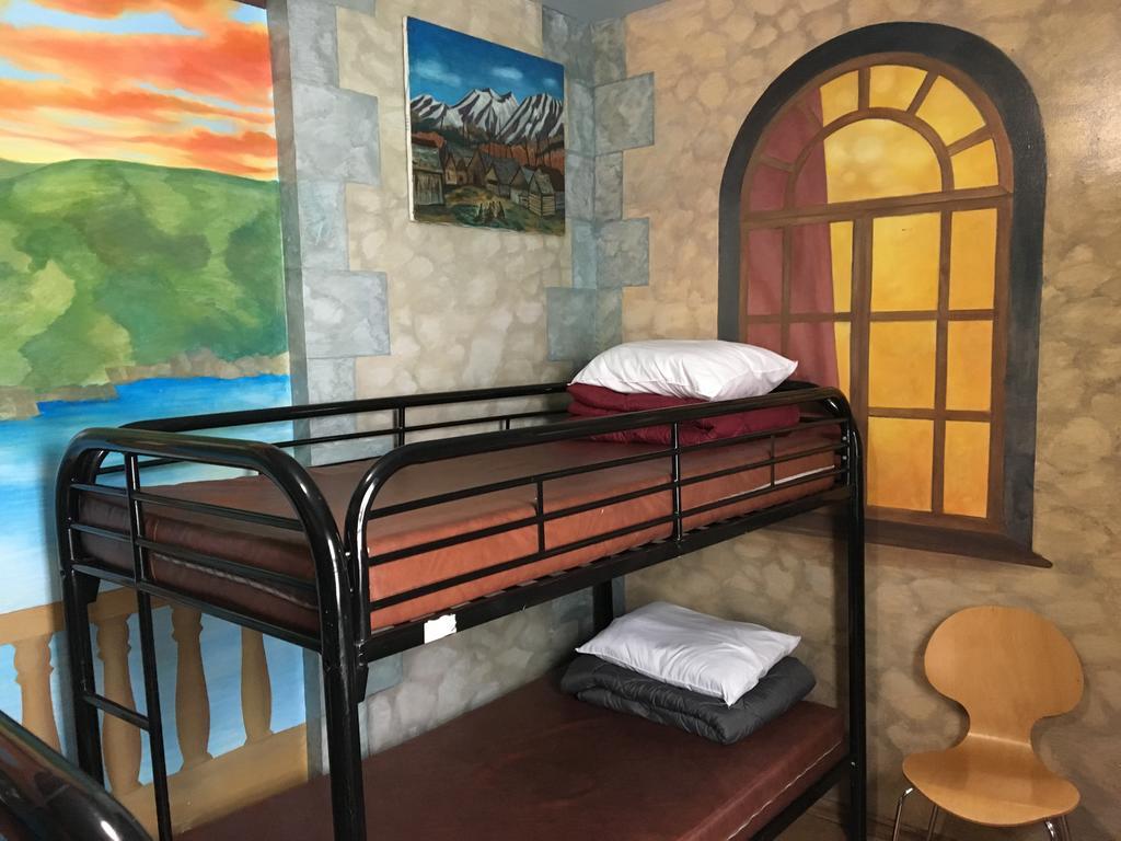 Hostel Turtle Victoria